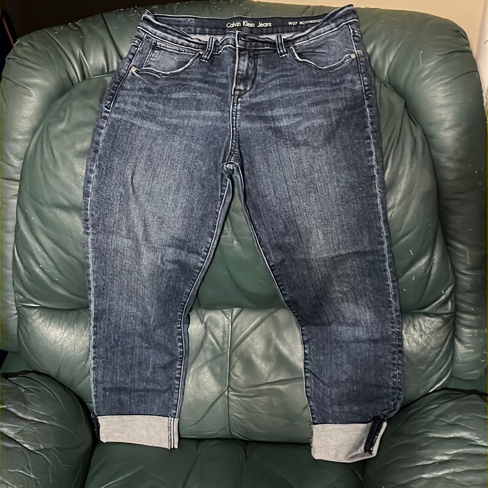Calvin Klein Jeans, size 27, boyfriend cut capris